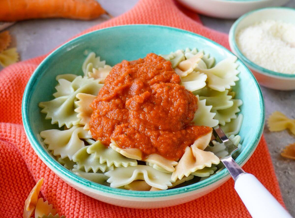 Tomatensauce mit Gemüse